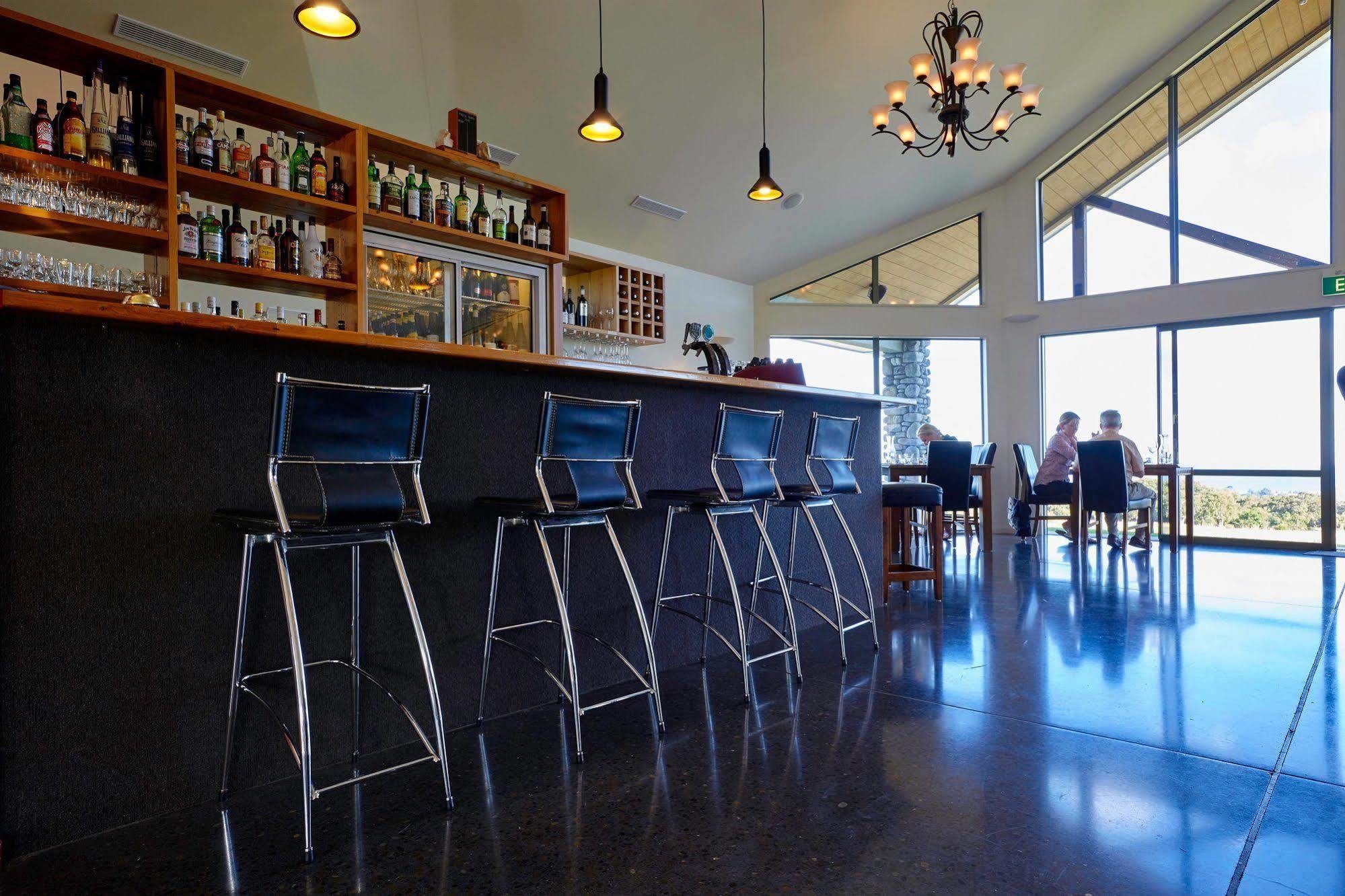 Koura Bay Golf Resort Kaikoura Exterior foto
