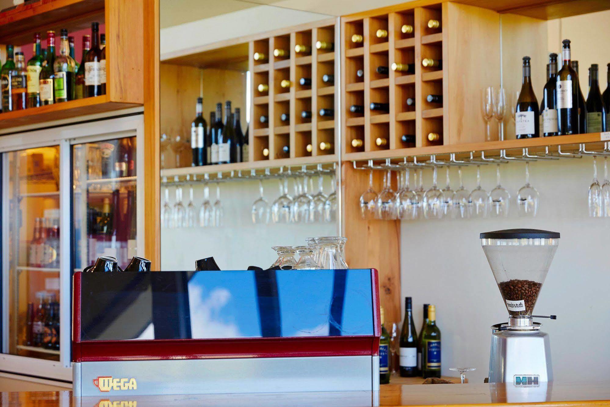 Koura Bay Golf Resort Kaikoura Exterior foto